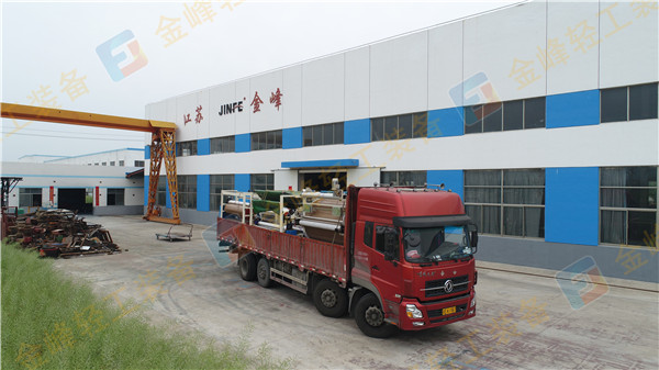 2200 glue point transfer compound machine, sent to Wuxi