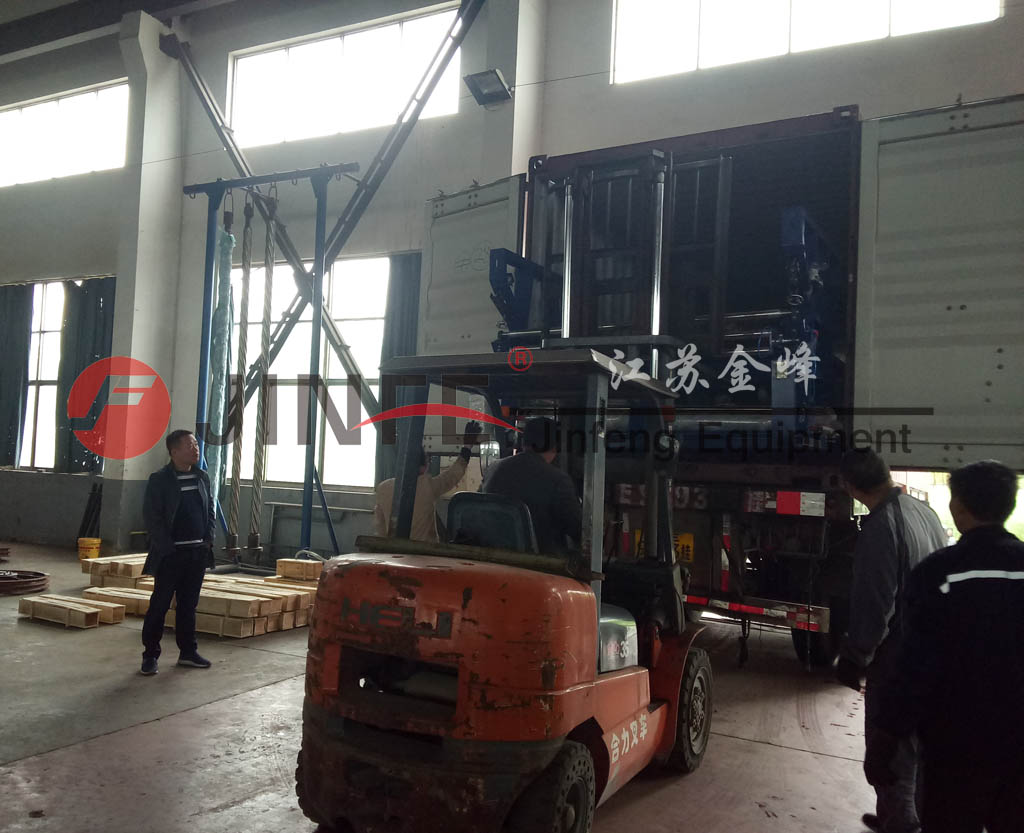 1500*1800 horizontal mesh belt laminating machine sent to Vietnam
